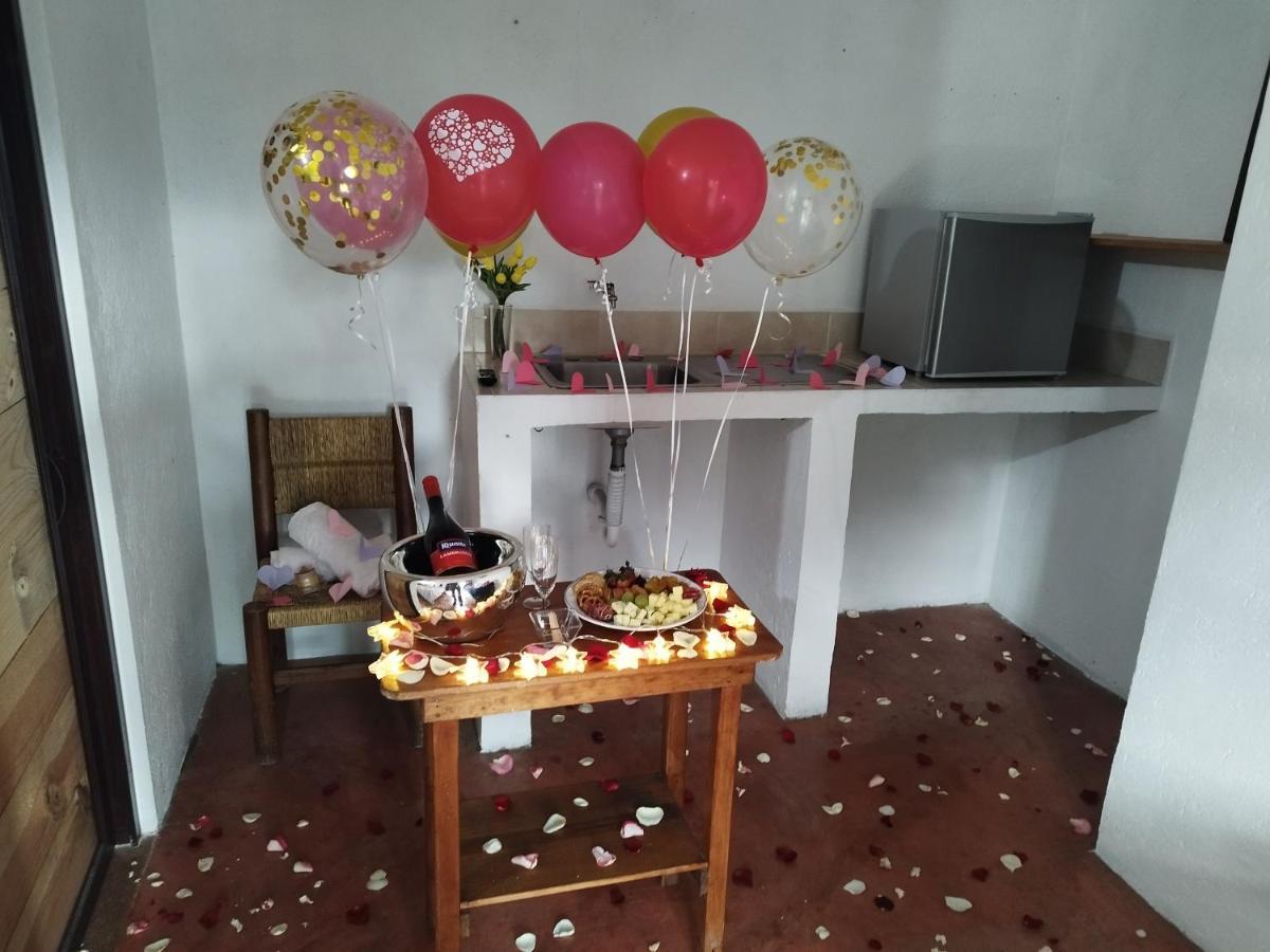 Posada Meztitla Tepoztlan Bagian luar foto